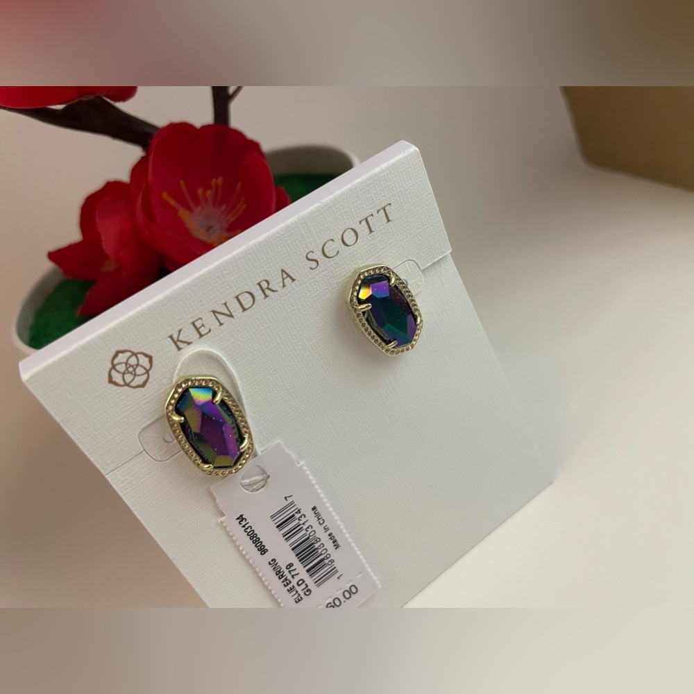 Kendra Scott Ellie Earrings 💗🌹💎